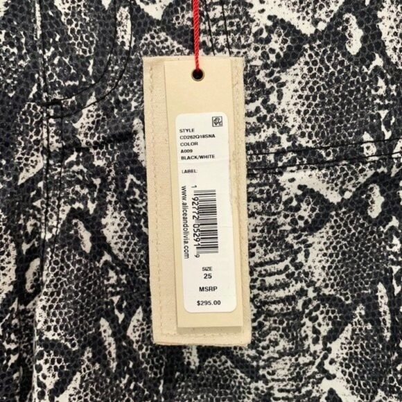 Alice + Olivia Jadon Snake Printed Cargo Pants Size 25 - Picture 8 of 12